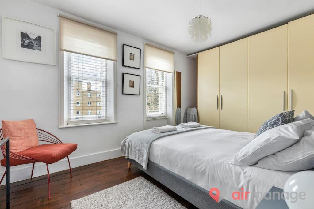 Apartament West Kensington 2bed Flat Londra